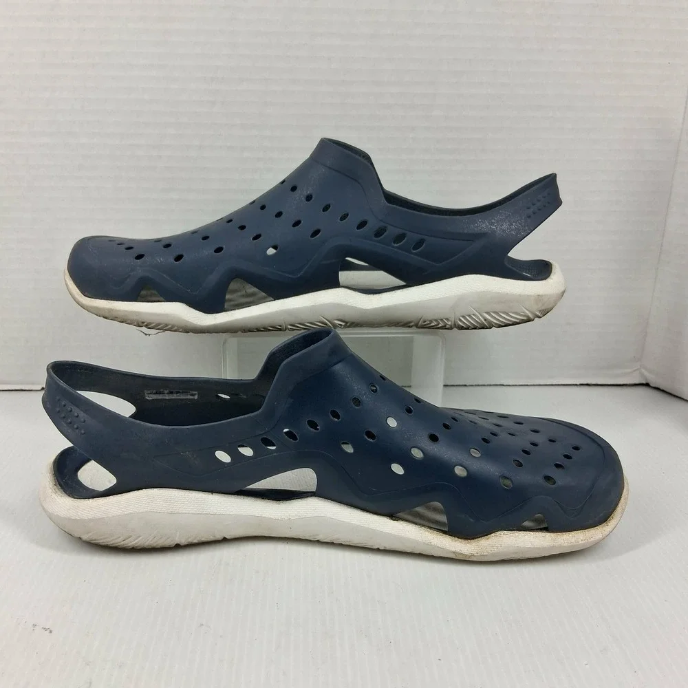 Crocs Swiftwater Mesh Deck Sandals Mens 8 Navy Blue White Water Shoes 203965